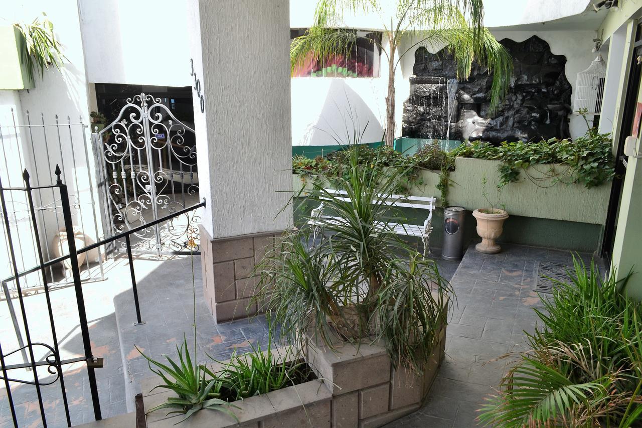 Hotel Laguna Inn Torreon Exterior photo